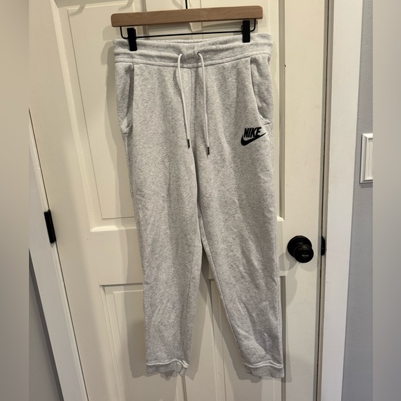 Nike Gray Sweatpants - Picture 1 of 4